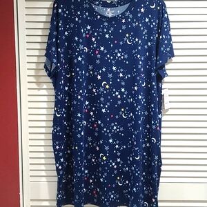 Sleepwear Night Shirt Pajama by Joyspun Stars & moons NWT w pockets